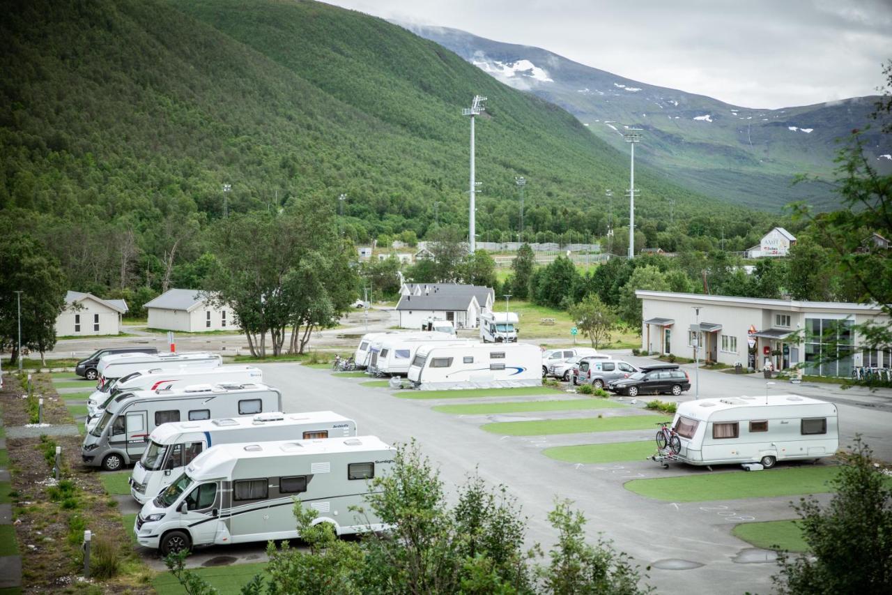 Tromso Lodge & Camping Екстериор снимка