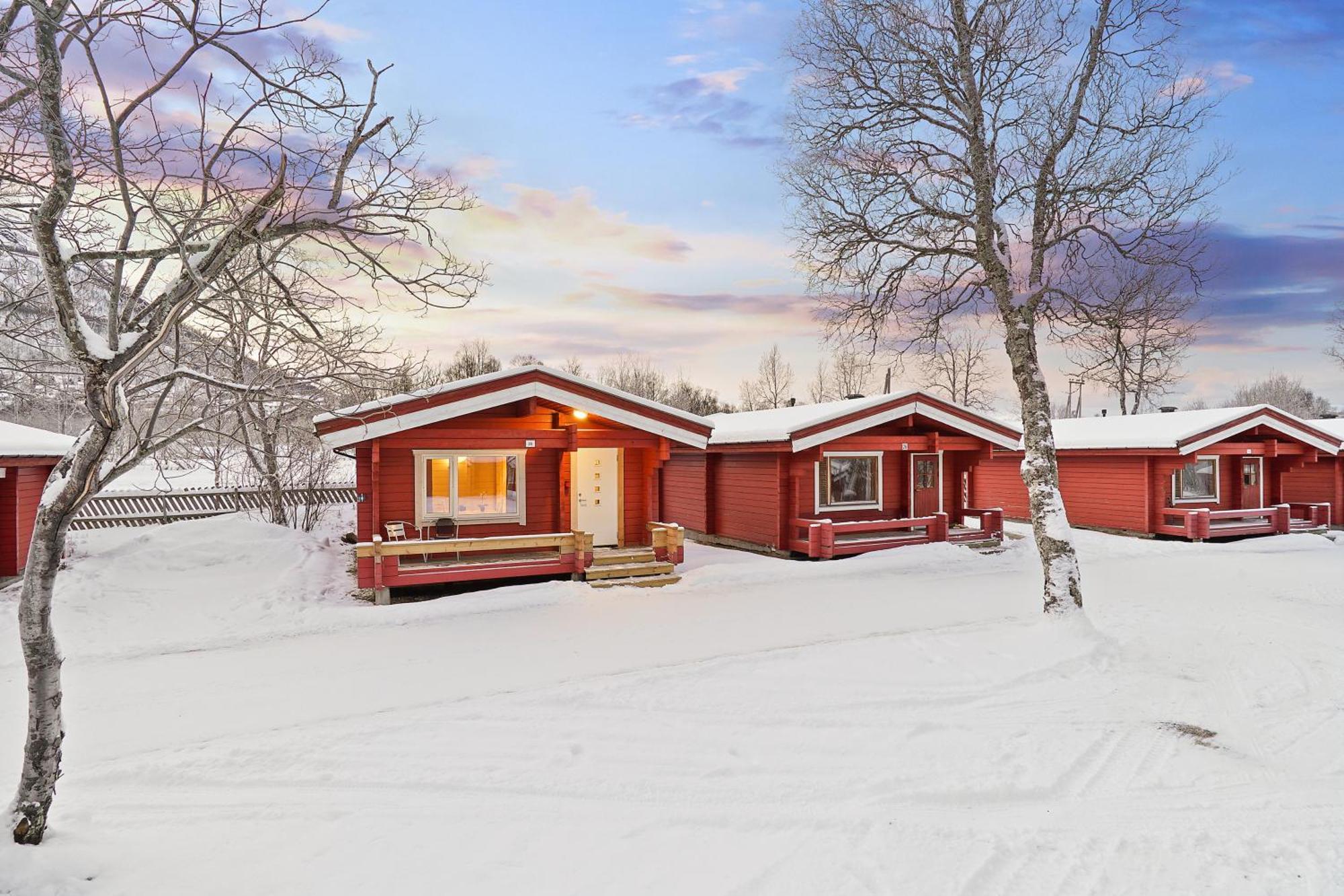 Tromso Lodge & Camping Екстериор снимка