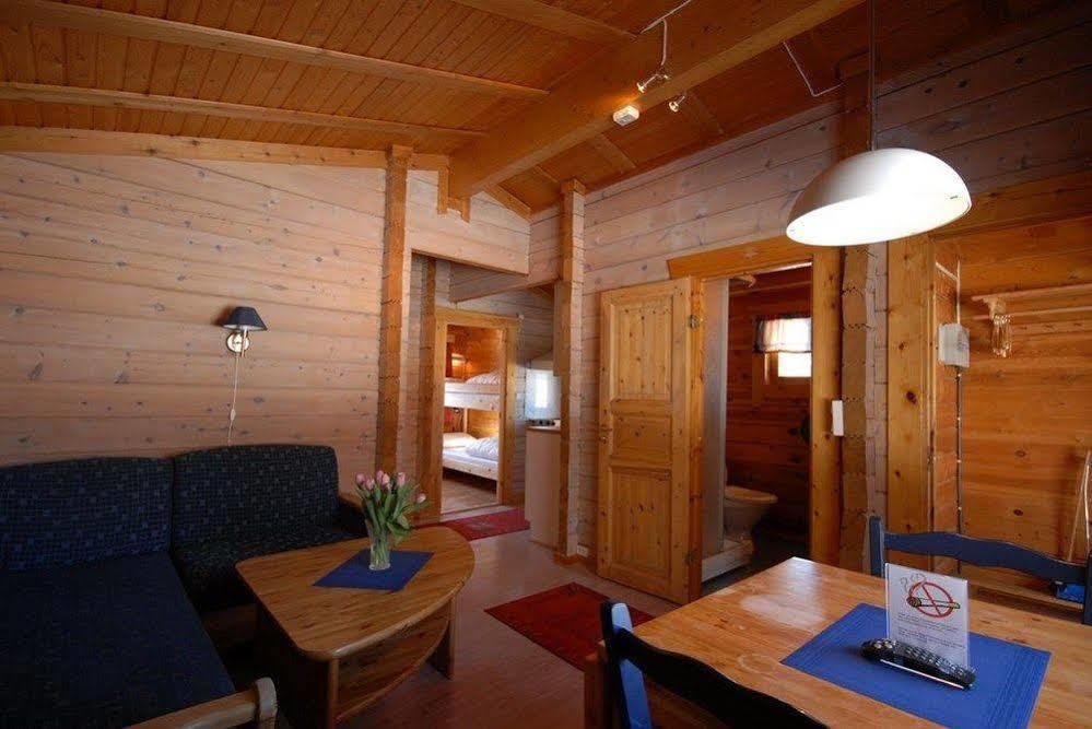 Tromso Lodge & Camping Екстериор снимка